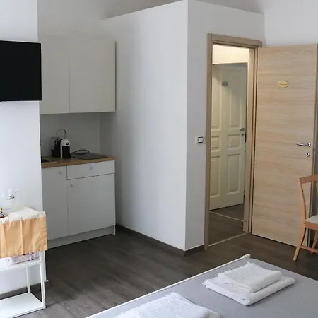 Apartment 69- Appartaments Francesca E Comasia *